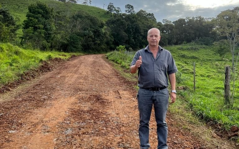 Continuidade das obras de RECUPERAÇÃO das estradas entre o RIO ACHADO