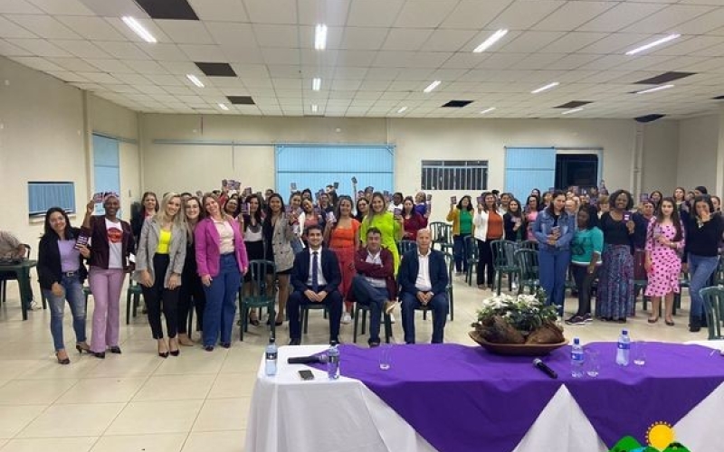 Secretaria da Mulher e sua equipe organizaram a Palestra Sobre a Violência Contra Mulher - Lei Maria da Penha