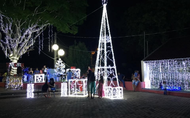 Em clima de Natal Altamira realizou a Noite Cultural 